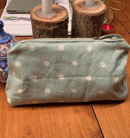 Toiletry_bag